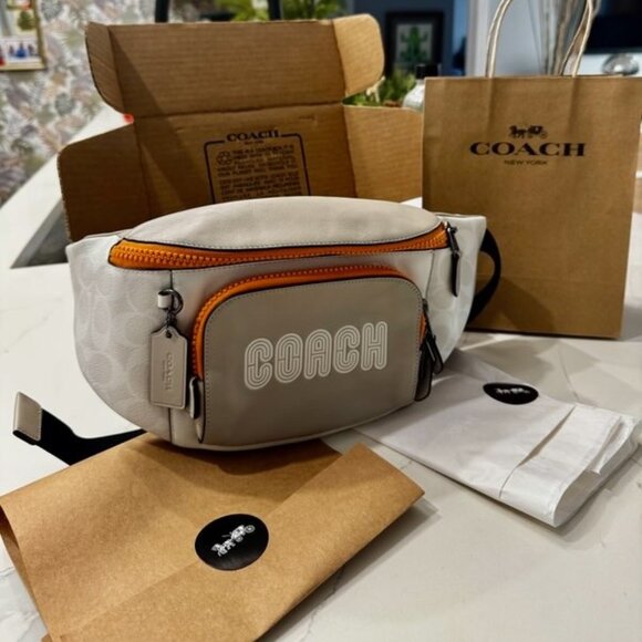 Coach Bag | Track Belt Bag In Colorblock Signature Canvas With Coach C8129 - Picture 1 of 9